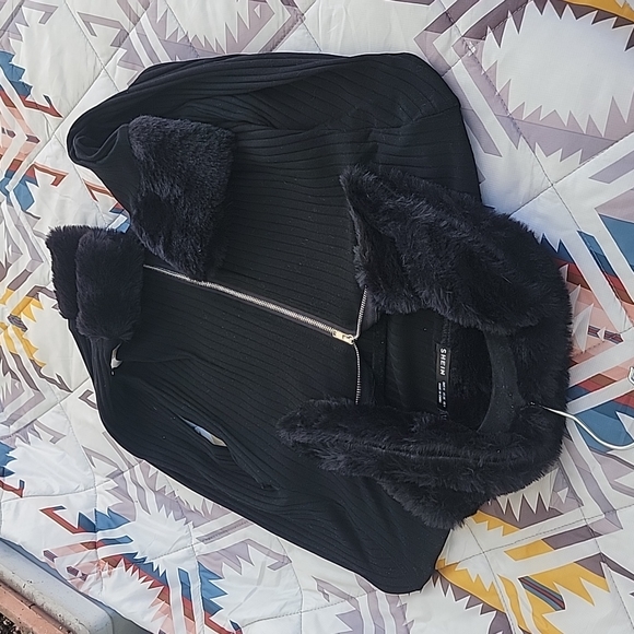 Sweater jacket - Picture 3 of 3